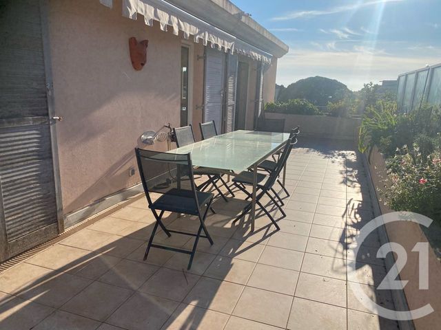 Appartement F5 à vendre - 5 pièces - 148.73 m2 - ROQUEBRUNE CAP MARTIN - 06 - PROVENCE-ALPES-COTE-D-AZUR - Century 21 Agence Molière