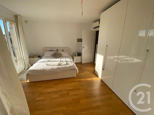 Appartement F5 à vendre - 5 pièces - 148.73 m2 - ROQUEBRUNE CAP MARTIN - 06 - PROVENCE-ALPES-COTE-D-AZUR - Century 21 Agence Molière