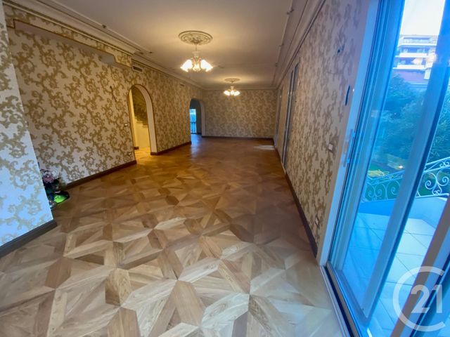 maison à vendre - 7 pièces - 300.0 m2 - MENTON - 06 - PROVENCE-ALPES-COTE-D-AZUR - Century 21 Agence Molière