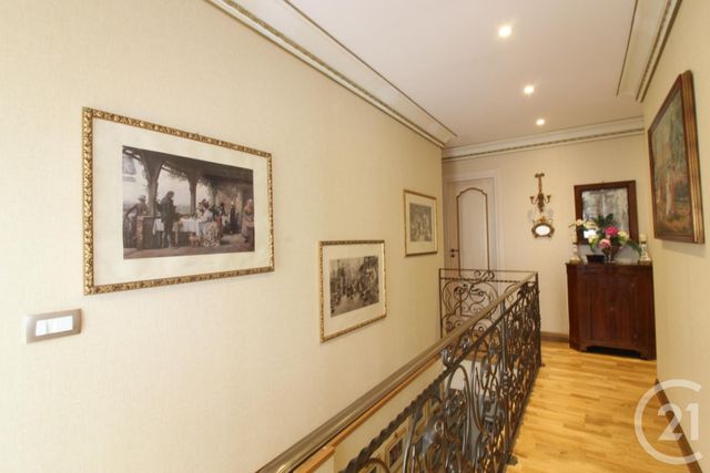 maison à vendre - 7 pièces - 300.0 m2 - MENTON - 06 - PROVENCE-ALPES-COTE-D-AZUR - Century 21 Agence Molière