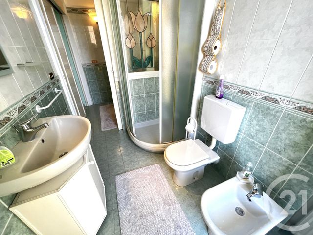 Appartement F3 à vendre - 3 pièces - 52.64 m2 - ROQUEBRUNE CAP MARTIN - 06 - PROVENCE-ALPES-COTE-D-AZUR - Century 21 Agence Molière