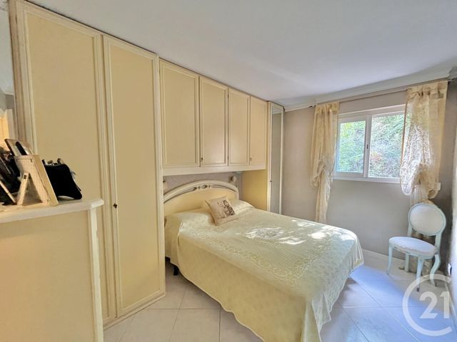 Afficher la photo en grand Appartement F3 à vendre - 3 pièces - 64.58 m2 - MENTON - 06 - PROVENCE-ALPES-COTE-D-AZUR - Century 21 Agence Molière