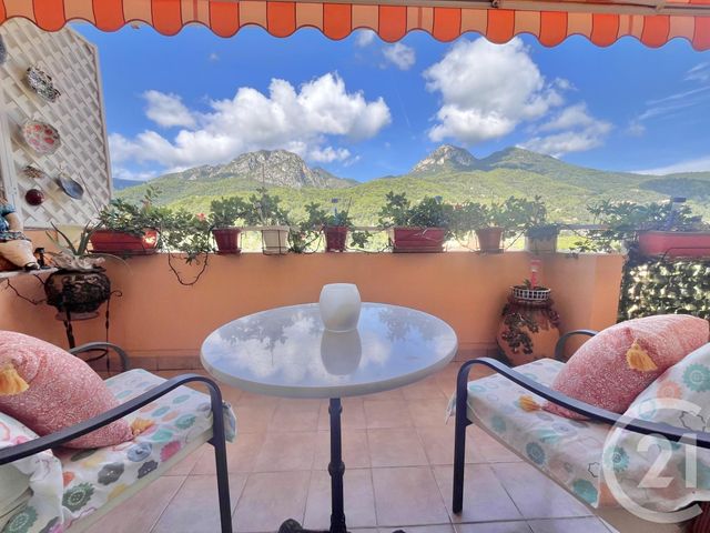 Afficher la photo en grand Appartement F3 à vendre - 3 pièces - 64.58 m2 - MENTON - 06 - PROVENCE-ALPES-COTE-D-AZUR - Century 21 Agence Molière