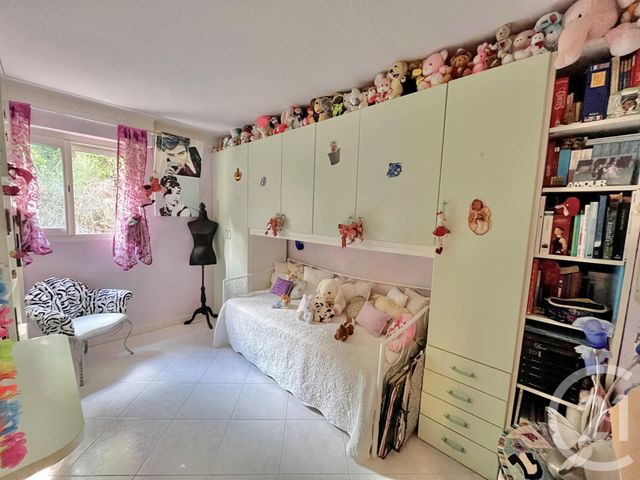 Afficher la photo en grand Appartement F3 à vendre - 3 pièces - 64.58 m2 - MENTON - 06 - PROVENCE-ALPES-COTE-D-AZUR - Century 21 Agence Molière