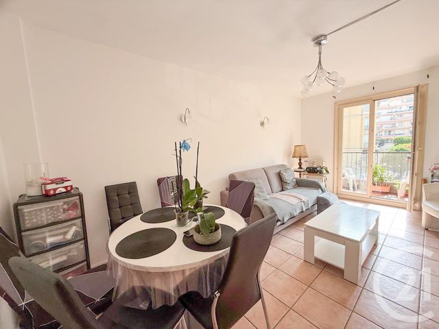 Appartement F2 à vendre - 2 pièces - 48.0 m2 - MENTON - 06 - PROVENCE-ALPES-COTE-D-AZUR - Century 21 Agence Molière