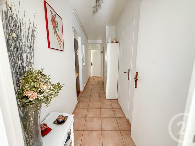 Appartement F2 à vendre - 2 pièces - 48.0 m2 - MENTON - 06 - PROVENCE-ALPES-COTE-D-AZUR - Century 21 Agence Molière