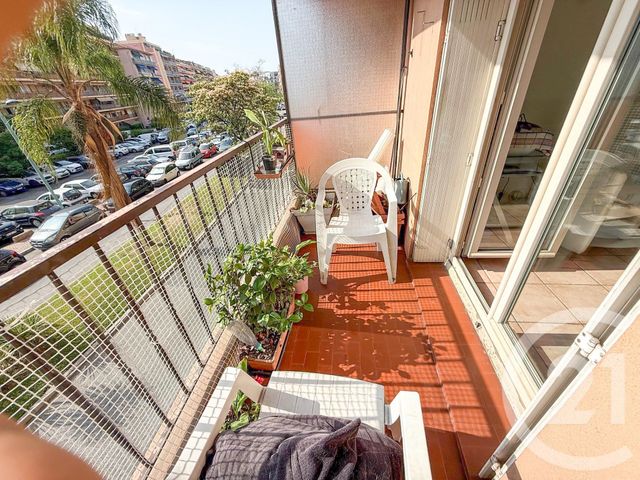 Appartement F2 à vendre - 2 pièces - 48.0 m2 - MENTON - 06 - PROVENCE-ALPES-COTE-D-AZUR - Century 21 Agence Molière