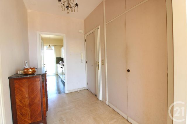 Afficher la photo en grand Appartement F3 à vendre - 3 pièces - 80.21 m2 - ROQUEBRUNE CAP MARTIN - 06 - PROVENCE-ALPES-COTE-D-AZUR - Century 21 Agence Molière