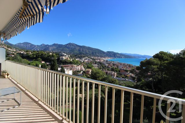 Afficher la photo en grand Appartement F3 à vendre - 3 pièces - 80.21 m2 - ROQUEBRUNE CAP MARTIN - 06 - PROVENCE-ALPES-COTE-D-AZUR - Century 21 Agence Molière