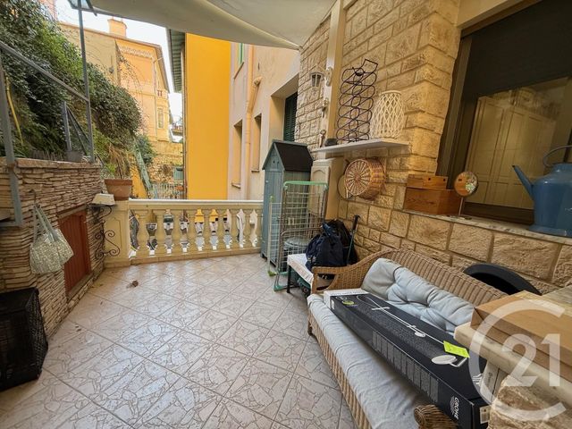 Appartement T4 à vendre - 4 pièces - 70.5 m2 - MENTON - 06 - PROVENCE-ALPES-COTE-D-AZUR - Century 21 Agence Molière