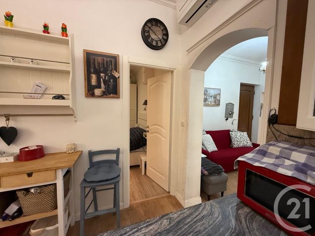 Appartement T4 à vendre - 4 pièces - 70.5 m2 - MENTON - 06 - PROVENCE-ALPES-COTE-D-AZUR - Century 21 Agence Molière