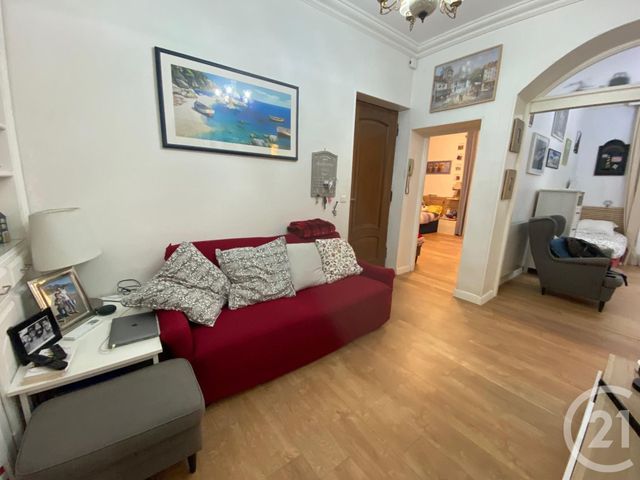 Appartement T4 à vendre - 4 pièces - 70.5 m2 - MENTON - 06 - PROVENCE-ALPES-COTE-D-AZUR - Century 21 Agence Molière