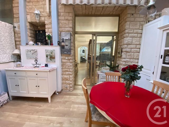 Appartement T4 à vendre - 4 pièces - 70.5 m2 - MENTON - 06 - PROVENCE-ALPES-COTE-D-AZUR - Century 21 Agence Molière