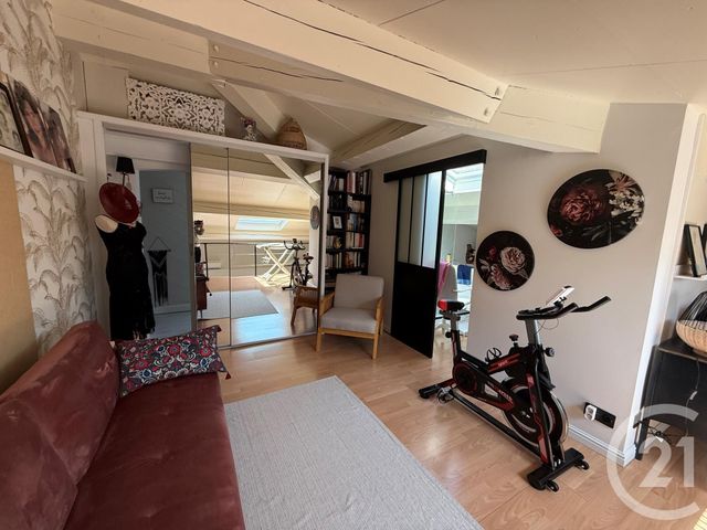 Appartement F3 bis à vendre - 4 pièces - 90.0 m2 - ROQUEBRUNE CAP MARTIN - 06 - PROVENCE-ALPES-COTE-D-AZUR - Century 21 Agence Molière