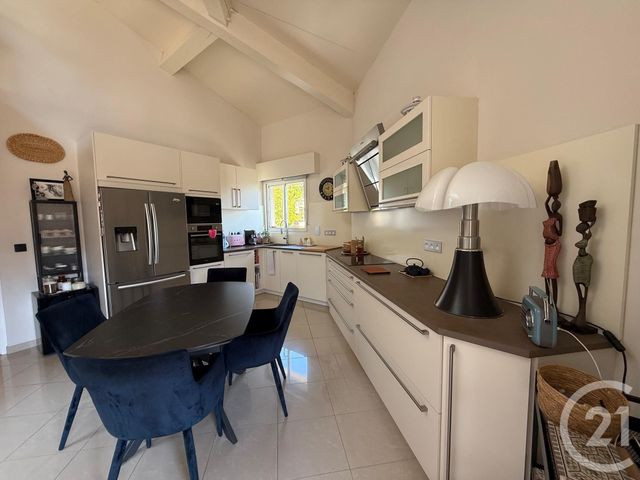 Appartement F3 bis à vendre - 4 pièces - 90.0 m2 - ROQUEBRUNE CAP MARTIN - 06 - PROVENCE-ALPES-COTE-D-AZUR - Century 21 Agence Molière