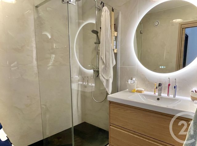 Appartement F3 à vendre - 3 pièces - 68.48 m2 - MENTON - 06 - PROVENCE-ALPES-COTE-D-AZUR - Century 21 Agence Molière