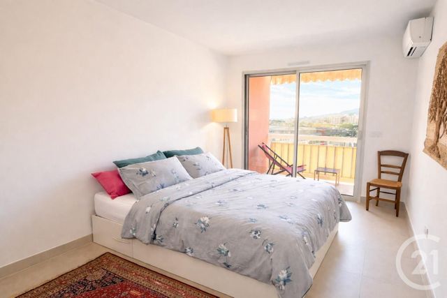 Appartement F3 à vendre - 3 pièces - 68.48 m2 - MENTON - 06 - PROVENCE-ALPES-COTE-D-AZUR - Century 21 Agence Molière