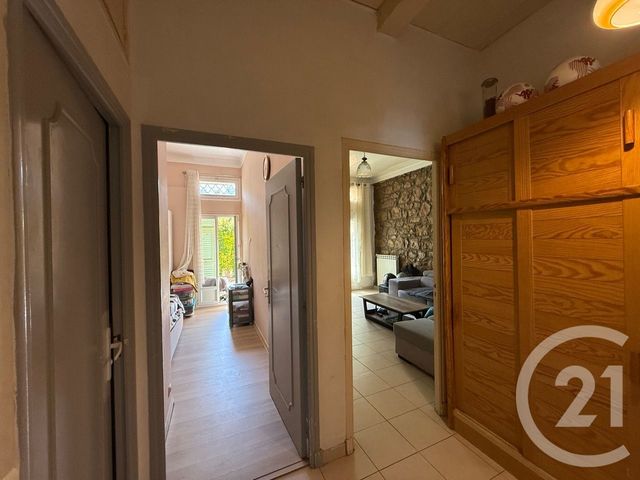 Afficher la photo en grand Appartement F2 bis à vendre - 3 pièces - 60.03 m2 - MENTON - 06 - PROVENCE-ALPES-COTE-D-AZUR - Century 21 Agence Molière