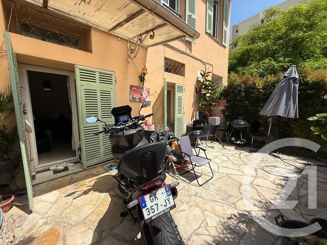 Afficher la photo en grand Appartement F2 bis à vendre - 3 pièces - 60.03 m2 - MENTON - 06 - PROVENCE-ALPES-COTE-D-AZUR - Century 21 Agence Molière