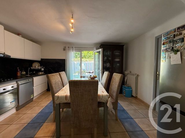 Afficher la photo en grand Appartement F2 bis à vendre - 3 pièces - 60.03 m2 - MENTON - 06 - PROVENCE-ALPES-COTE-D-AZUR - Century 21 Agence Molière