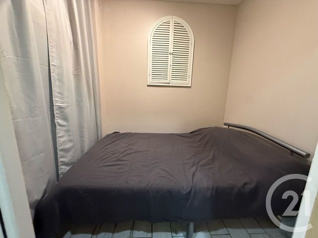 Appartement Studio cabine à vendre - 2 pièces - 32.5 m2 - ROQUEBRUNE CAP MARTIN - 06 - PROVENCE-ALPES-COTE-D-AZUR - Century 21 Agence Molière