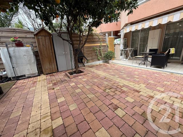 Appartement Studio à vendre - 1 pièce - 32.5 m2 - ROQUEBRUNE CAP MARTIN - 06 - PROVENCE-ALPES-COTE-D-AZUR - Century 21 Agence Molière