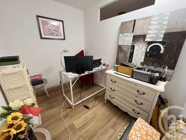 Afficher la photo en grand Appartement F2 à vendre - 2 pièces - 34.0 m2 - BEAUSOLEIL - 06 - PROVENCE-ALPES-COTE-D-AZUR - Century 21 Agence Molière