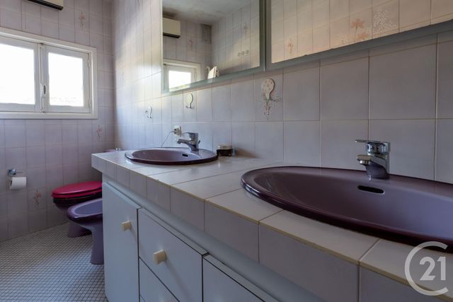 maison à vendre - 5 pièces - 118.0 m2 - MENTON - 06 - PROVENCE-ALPES-COTE-D-AZUR - Century 21 Agence Molière