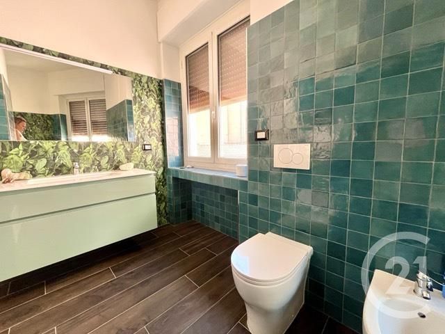 Appartement F4 à vendre - 4 pièces - 98.0 m2 - MENTON - 06 - PROVENCE-ALPES-COTE-D-AZUR - Century 21 Agence Molière