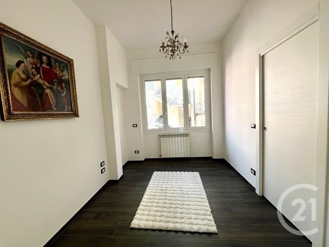 Appartement F4 à vendre - 4 pièces - 98.0 m2 - MENTON - 06 - PROVENCE-ALPES-COTE-D-AZUR - Century 21 Agence Molière