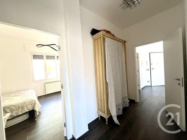 Appartement F4 à vendre - 4 pièces - 98.0 m2 - MENTON - 06 - PROVENCE-ALPES-COTE-D-AZUR - Century 21 Agence Molière