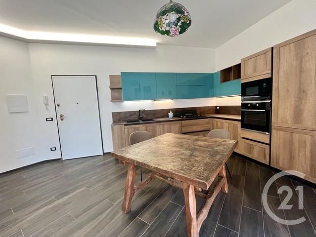 Appartement F4 à vendre - 4 pièces - 98.0 m2 - MENTON - 06 - PROVENCE-ALPES-COTE-D-AZUR - Century 21 Agence Molière