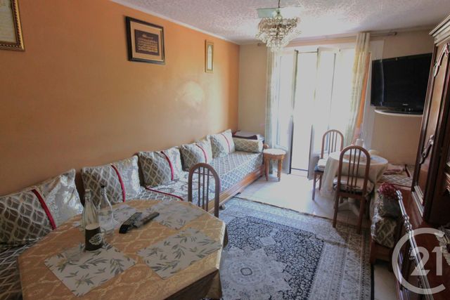 Appartement T3 à vendre - 3 pièces - 55.64 m2 - MENTON - 06 - PROVENCE-ALPES-COTE-D-AZUR - Century 21 Agence Molière