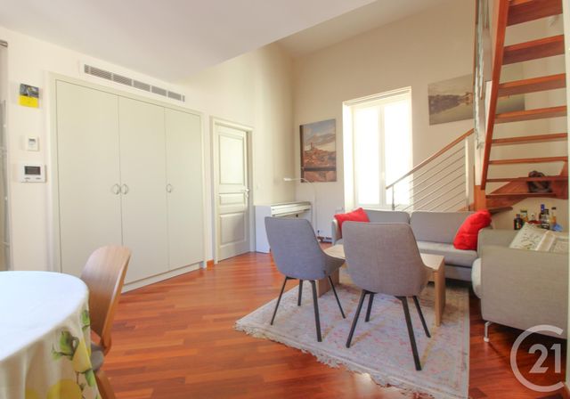 Appartement Duplex à vendre - 3 pièces - 55.84 m2 - MENTON - 06 - PROVENCE-ALPES-COTE-D-AZUR - Century 21 Agence Molière