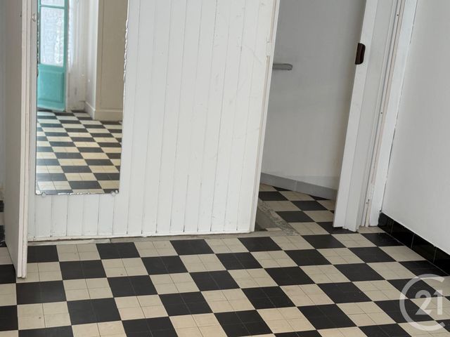 Appartement F1 à vendre - 2 pièces - 48.0 m2 - CASTELLAR - 06 - PROVENCE-ALPES-COTE-D-AZUR - Century 21 Agence Molière