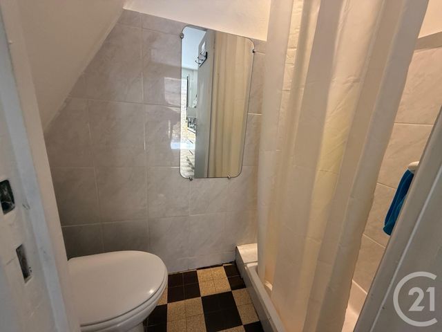 Appartement F1 à vendre - 2 pièces - 48.0 m2 - CASTELLAR - 06 - PROVENCE-ALPES-COTE-D-AZUR - Century 21 Agence Molière