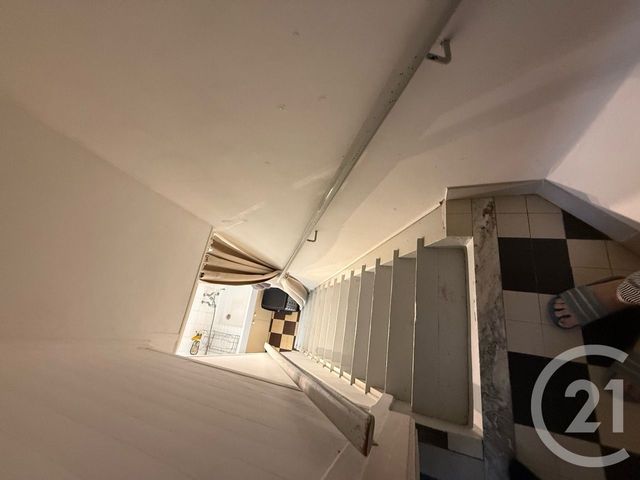 Afficher la photo en grand maison à vendre - 2 pièces - 28.0 m2 - MENTON - 06 - PROVENCE-ALPES-COTE-D-AZUR - Century 21 Agence Molière