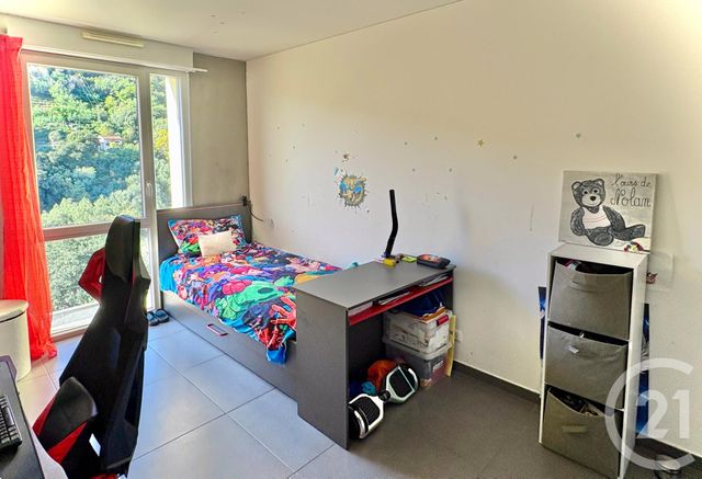 Appartement F4 à vendre - 4 pièces - 92.32 m2 - MENTON - 06 - PROVENCE-ALPES-COTE-D-AZUR - Century 21 Agence Molière