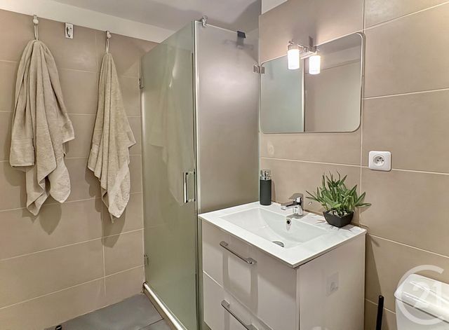 Appartement F4 à vendre - 4 pièces - 92.32 m2 - MENTON - 06 - PROVENCE-ALPES-COTE-D-AZUR - Century 21 Agence Molière