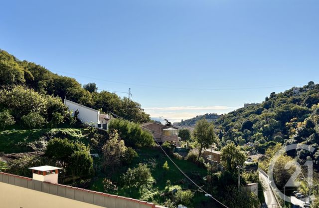 Appartement F4 à vendre - 4 pièces - 92.32 m2 - MENTON - 06 - PROVENCE-ALPES-COTE-D-AZUR - Century 21 Agence Molière