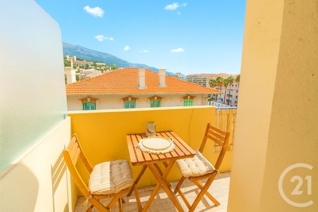 Afficher la photo en grand Appartement Studio à vendre - 1 pièce - 32.4 m2 - MENTON - 06 - PROVENCE-ALPES-COTE-D-AZUR - Century 21 Agence Molière