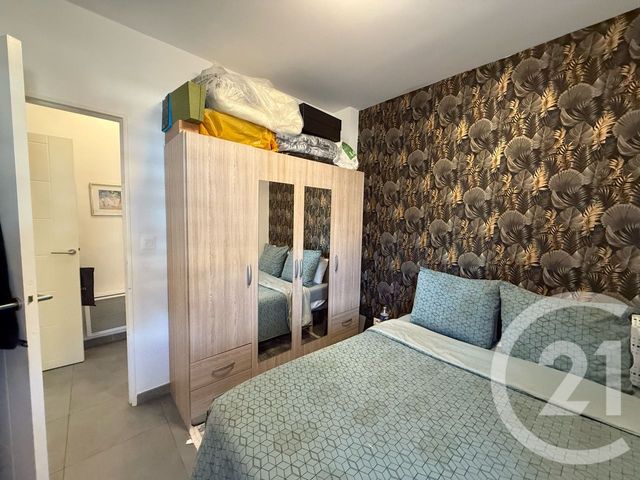 Afficher la photo en grand Appartement T3 à vendre - 2 pièces - 52.07 m2 - MENTON - 06 - PROVENCE-ALPES-COTE-D-AZUR - Century 21 Agence Molière