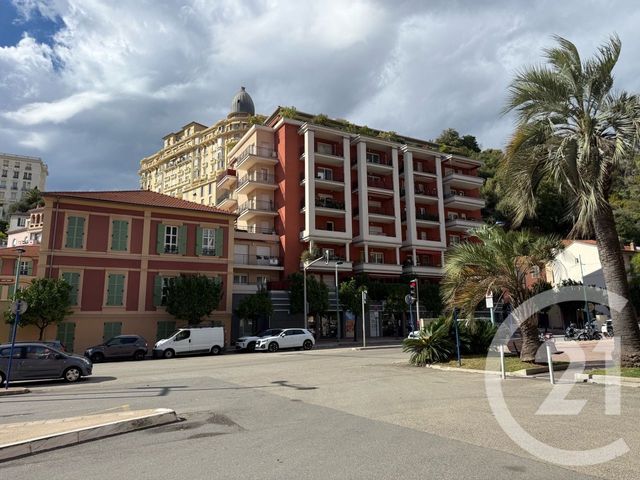 Afficher la photo en grand Appartement T3 à vendre - 2 pièces - 52.07 m2 - MENTON - 06 - PROVENCE-ALPES-COTE-D-AZUR - Century 21 Agence Molière