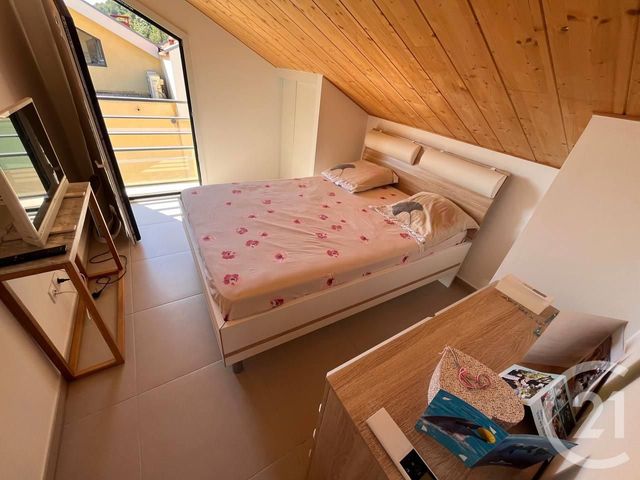 Appartement Duplex à vendre - 4 pièces - 66.0 m2 - GORBIO - 06 - PROVENCE-ALPES-COTE-D-AZUR - Century 21 Agence Molière