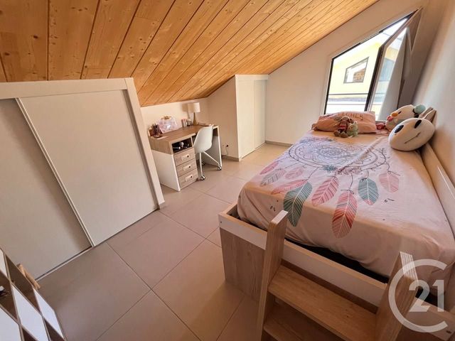 Appartement Duplex à vendre - 4 pièces - 66.0 m2 - GORBIO - 06 - PROVENCE-ALPES-COTE-D-AZUR - Century 21 Agence Molière