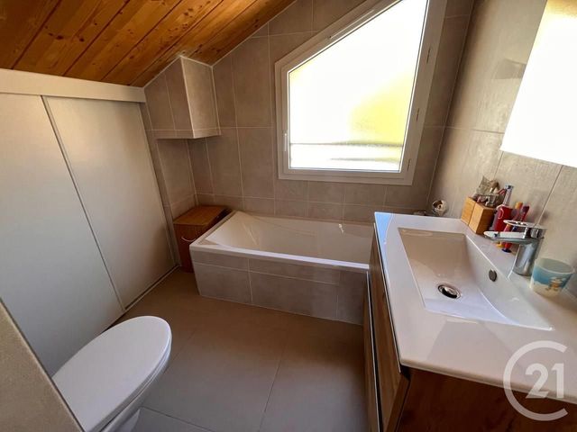 Appartement Duplex à vendre - 4 pièces - 66.0 m2 - GORBIO - 06 - PROVENCE-ALPES-COTE-D-AZUR - Century 21 Agence Molière