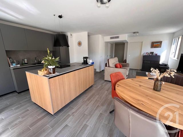 Appartement Duplex à vendre - 4 pièces - 66.0 m2 - GORBIO - 06 - PROVENCE-ALPES-COTE-D-AZUR - Century 21 Agence Molière