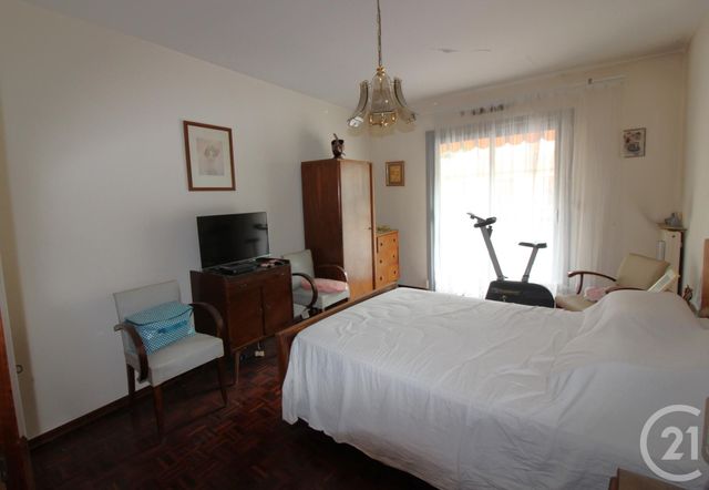 Afficher la photo en grand Appartement F4 à vendre - 4 pièces - 103.0 m2 - MENTON - 06 - PROVENCE-ALPES-COTE-D-AZUR - Century 21 Agence Molière