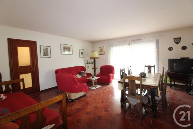 Afficher la photo en grand Appartement F4 à vendre - 4 pièces - 103.0 m2 - MENTON - 06 - PROVENCE-ALPES-COTE-D-AZUR - Century 21 Agence Molière