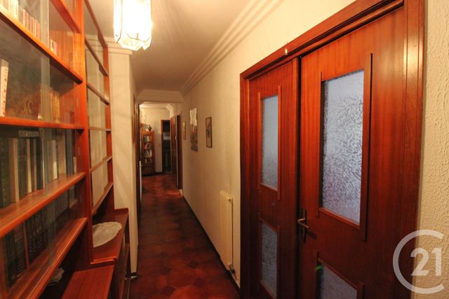 Afficher la photo en grand Appartement F4 à vendre - 4 pièces - 103.0 m2 - MENTON - 06 - PROVENCE-ALPES-COTE-D-AZUR - Century 21 Agence Molière